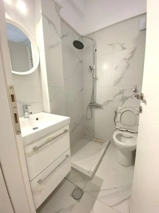 Apartment Eclectic Design Studio #02 In Aristotelous Thessaloniki Greece